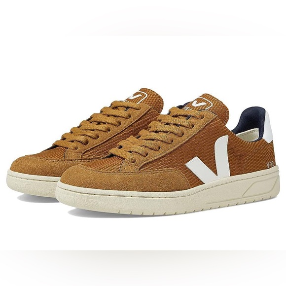 Veja Shoes - Veja Campo Sneaker, EUC, Women’s 8.5/EU 39